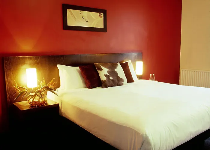 Cheap hotel: Zuni Restaurant & Boutique Hotel