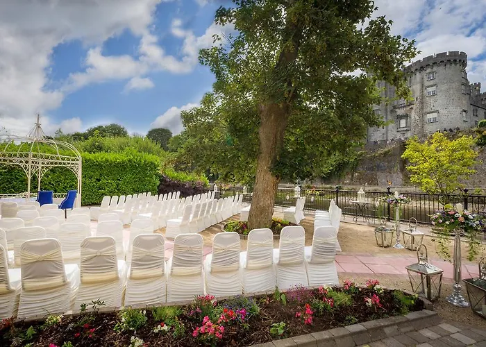 Family resorts Kilkenny River Court